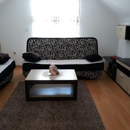 City Apartment Visoko Exterior foto